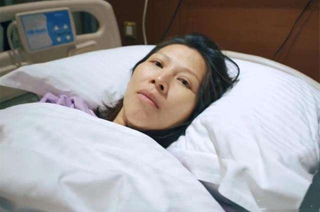 正儿八经小青年|女性高龄产子，产后“衰老”能有多快？有钱有颜的女星也不能免俗