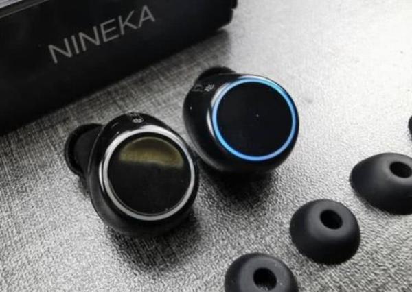 陆小曼|超越华为、仅次三星!红米新王牌诞生,登上拿下世界第三的宝座