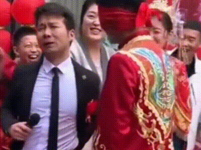 遇到这样的邻居怎么办?宰相肚里能撑船说的是人的胸怀|搞笑gif