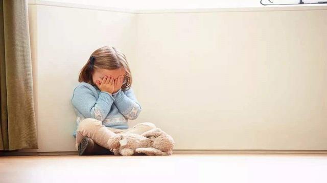 超级宝妈：你会向孩子道歉吗？你懂如何正确道歉吗？合理道歉能弥补亲情裂隙