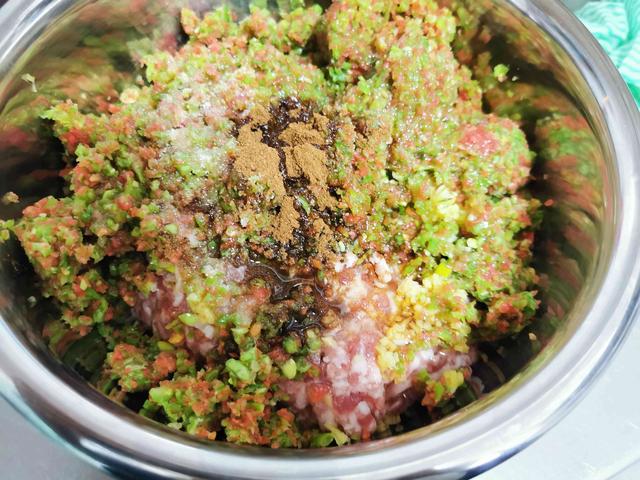 『超级宝妈』2月吃饺子，我家只用它饺子馅，清肠助消化，最适合易积食的孩子