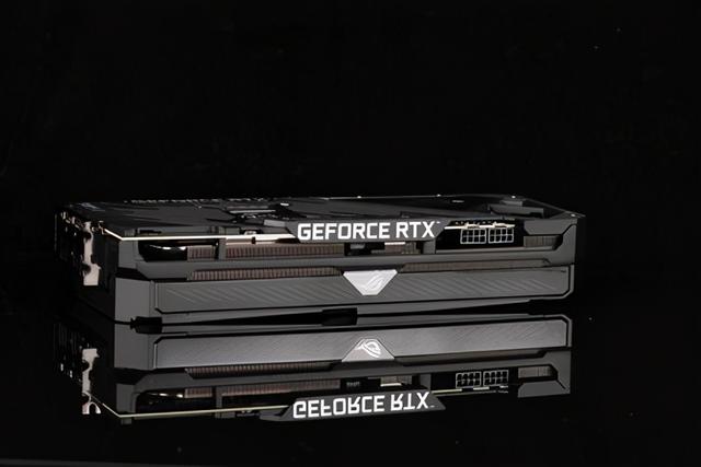 华硕ROG RTX 3070 O10G GAMING显卡图赏