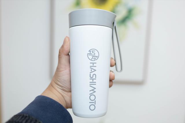 夏日神器，巧本便携榨汁机让饮品更健康