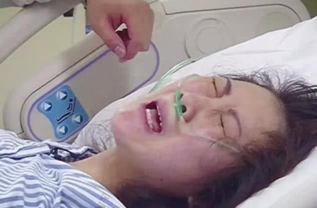 你的育儿经■孕妈生二胎不幸离世，5岁女儿在产房外不肯走，她的解释让人泪目