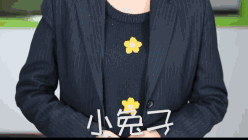 #你的育儿经#用这些童谣和孩子一起玩手指操，开发右脑，孩子越玩越聪明