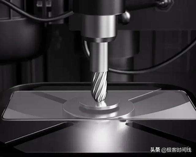 给爱机安心守护，从选择苹果12 Pro配件开始