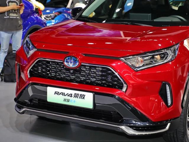 RAV4荣放双擎E+上市时间确定！性能优秀，怎么开都省油