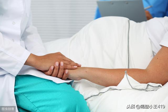 #超级宝妈#产房里的尴尬，经历过的都不愿意再提起，看完忍不住心疼孕妈