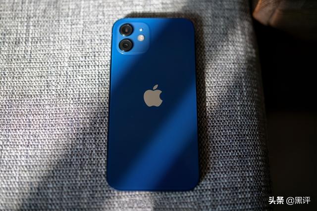 iPhone12首批用户点评，不吹不黑，说说关于它的优缺点