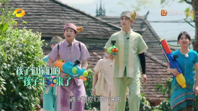 周末综艺指南 |《青春环游记2》开播；《炙热的我们》首次淘汰|影视交流地