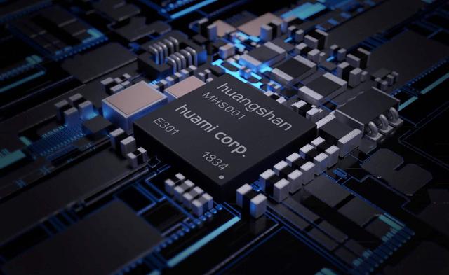 华为放出“大招”！芯片底层架构再次“破冰”，转机出现了？