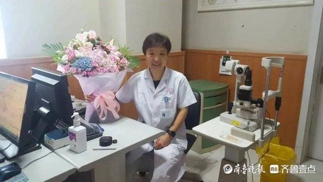 视网膜牵拉性全脱离，如果再拖下去，就再无机会复明了