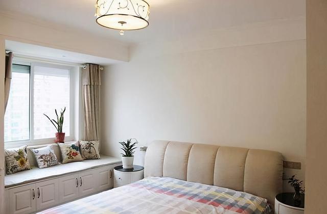 新房装修完工就等通风，等家具入完就可以入住了，亲朋都说很温馨