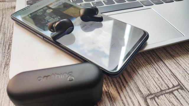 百元真无线耳机也能打——万魔omthing真无线耳机交出的答卷
