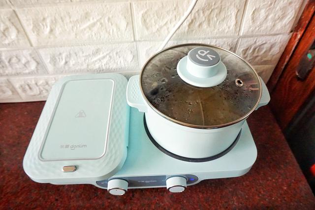 #你的育儿经#小朋友最爱吃的番茄意面这样做，做好后她每次都会把一整盘给吃光
