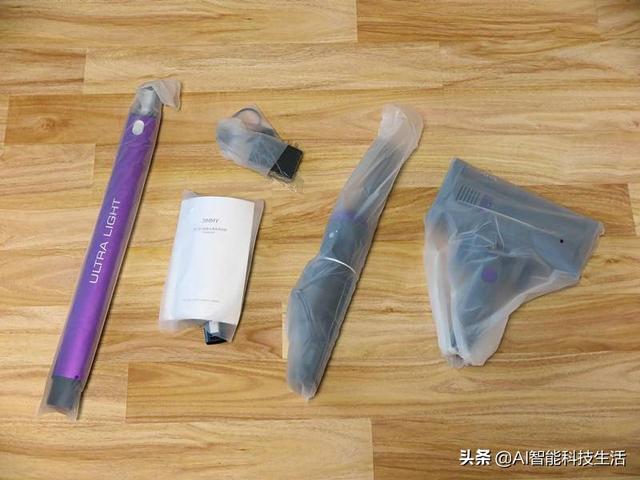 小巧轻便 一吸即净 吉米小轻杆P7无线吸尘器 上手体验