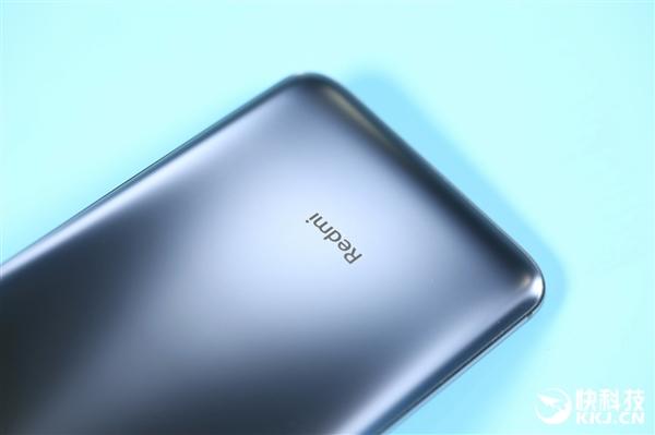 环球网：Redmi K30 Pro开箱图赏：弹出式真全面屏 无水滴无挖孔