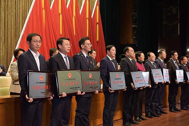 企业|服务地方经济 展现大行担当——工行徐州分行荣获“2020年度服务地方发展突出贡献奖”