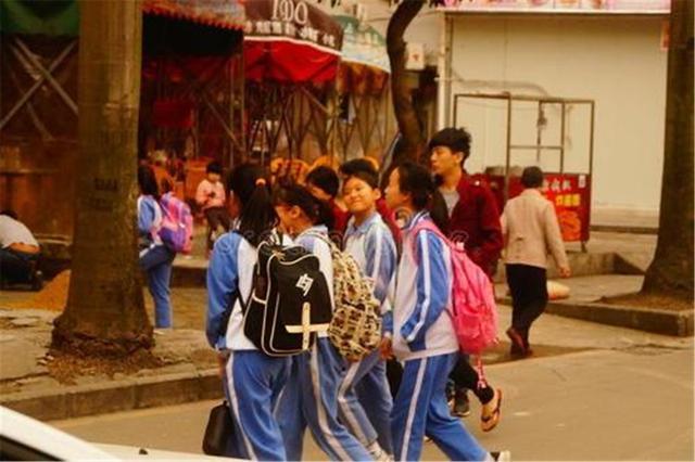 国民帅比|李玫瑾教授直言：这种性格的孩子，在学校容易受欺负，家长多上心