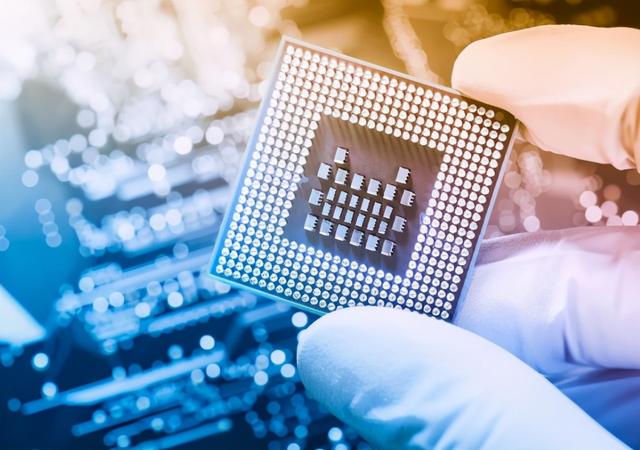 中芯国际喜讯不断，国产7nm芯片获得突破，14nm也突破大关