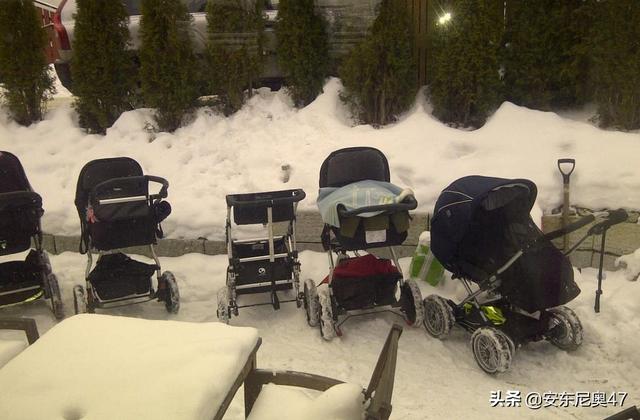 冰天雪地却婴儿满街丢 冰岛爸妈：睡在室内才奇怪