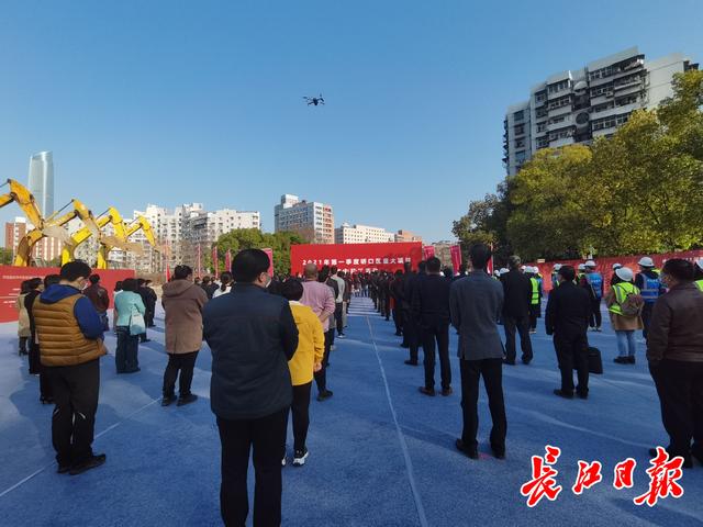 项目|一天开建14个重大项目！有企业拿地55天即开工