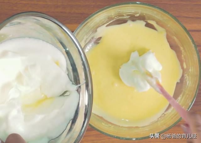 在家教你做奶油水果蛋卷，甜香味美，松软营养，孩子特喜欢