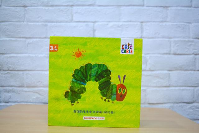 上手体验小彼恩好饿的毛毛虫点读笔WIFI版，资源丰富点读简单