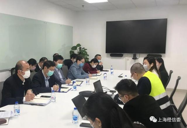 「上观新闻」吴金城主任赴特斯拉、临港奉贤调研企业情况