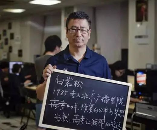 「夕阳下的彩虹」20岁易烊千玺拿下金像奖：每个开挂人生的背后，都写满了努力二字！