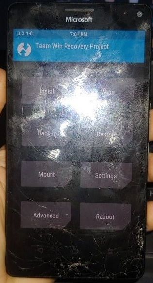 #太平洋电脑网#开发人员正在探索为Lumia旗舰手机提供Android支持