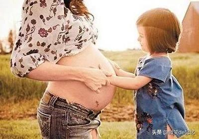 超级宝妈：生孩子到底该谁带，父母自己带，奶奶带，还是姥姥带？