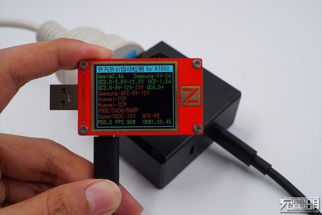 联想90W双C口氮化镓快充拆解，双口45W快充，内部设计爱了