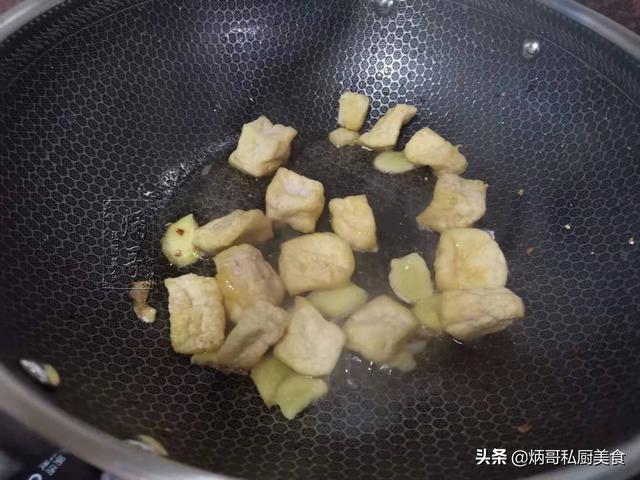 超级宝妈|这汤，产后坐月子要多喝，每天吃一次，妈妈奶水足，宝宝长得快
