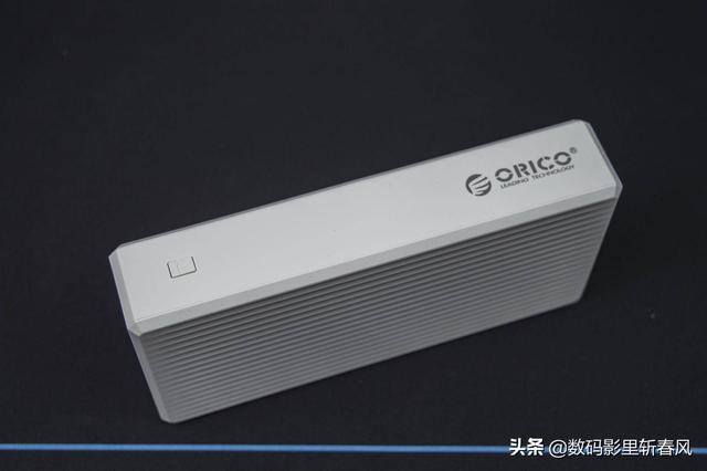 摆脱续航掣肘：奥睿科(ORICO)30000毫安移动电开箱