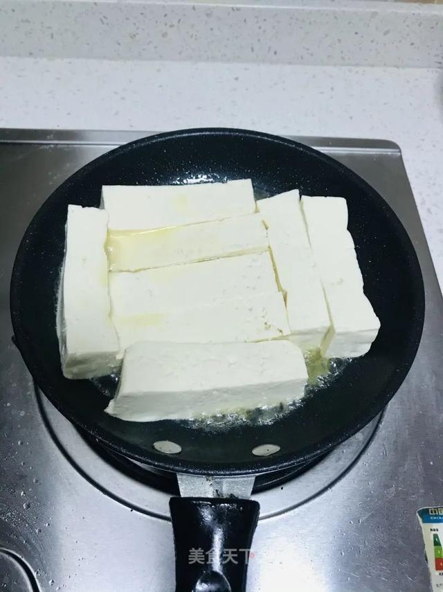 孜然豆腐：吃出烧烤味，好吃到停不了口！