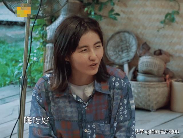 无敌小萌神|《向往的生活》张子枫学傣语，谁注意她想学的第一句话是什么？