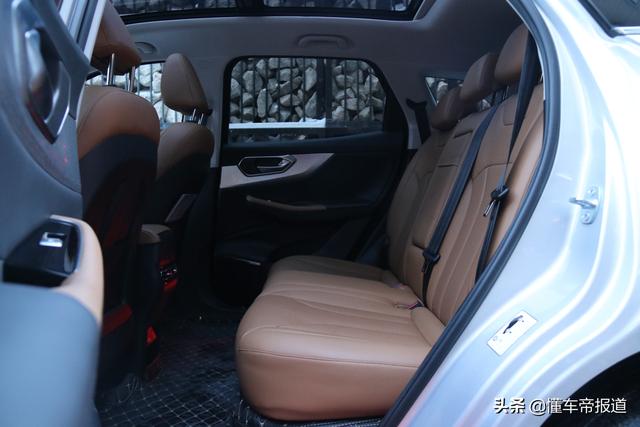 试驾｜光靠颜值取胜够不够？试驾BEIJING-X7