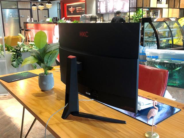 1699到手的32寸游戏显示器，还是2k+144Hz