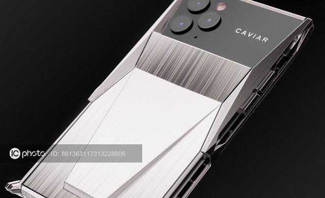 环球网▲iPhone 11 Pro钛金换壳版上线 致敬特斯拉皮卡