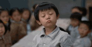 你的育儿经|孩子玻璃心，一说就崩溃？问题并不在抗挫能力上