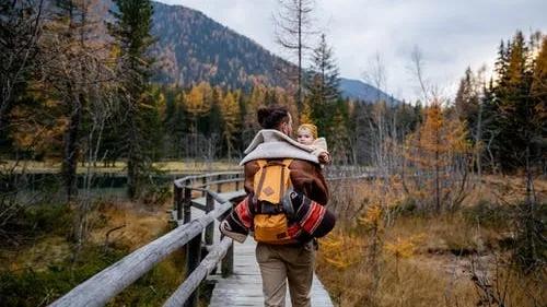 [你的育儿经]“多少父母和孩子同处一室却无话可谈，渴望表达却没有语言？”