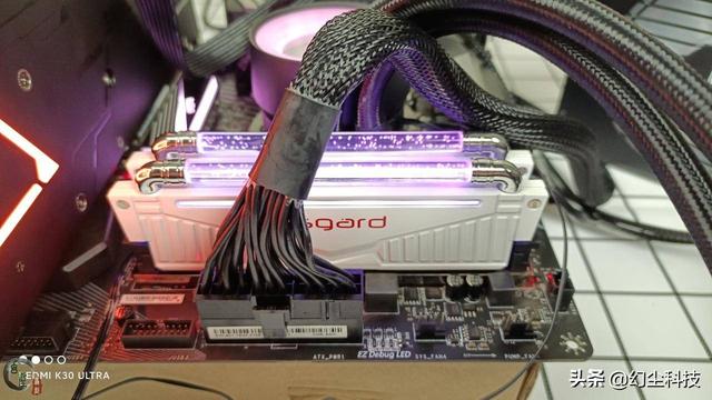 轻松超至3900MHz，时序超给力，阿斯加特洛极W3内存体验