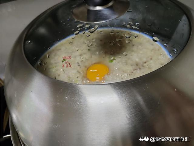 鸡蛋羹怎样蒸才嫩滑？火候是关键，这1步做对了，简单省事无气孔