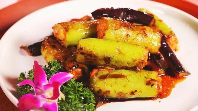 维生素|茄子、青椒的最佳吃法！少油又好吃，营养不流失！简单易做