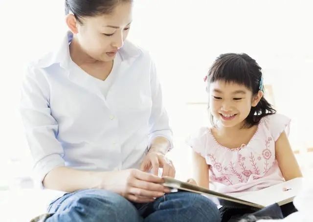 细雨微凉：对孩子要＂两不管、三不惯＂，娃将来更容易有出息，父母才会更省心