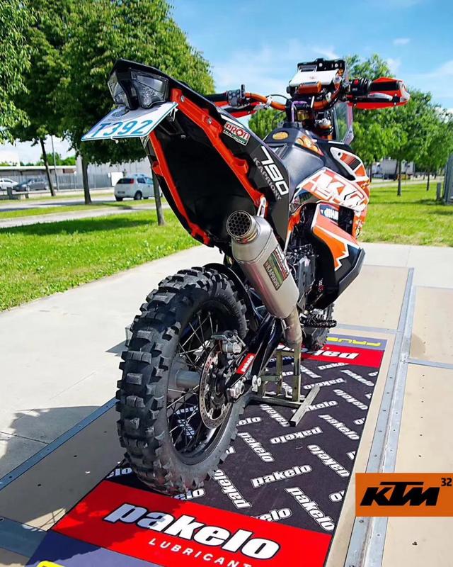 ktm 790 adv改装案例展示,纯正的拉力赛车范儿!