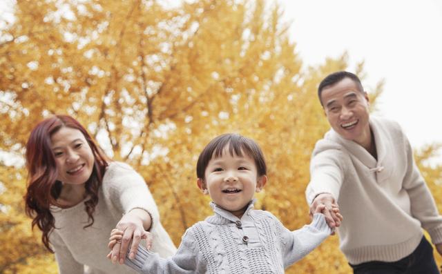【你的育儿经】宝妈帮孩子做选择，是担心孩子走错路？让孩子学会自我选择才正确