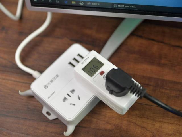 高效稳定，平衡散热与静音，骨伽GEX750金牌全模组电源装机