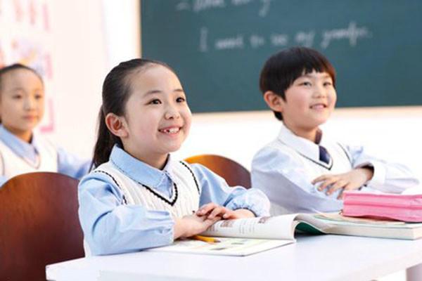 「超级宝妈」不同血型智力排行榜：父母是这种血型组合，孩子智商明显遥遥领先